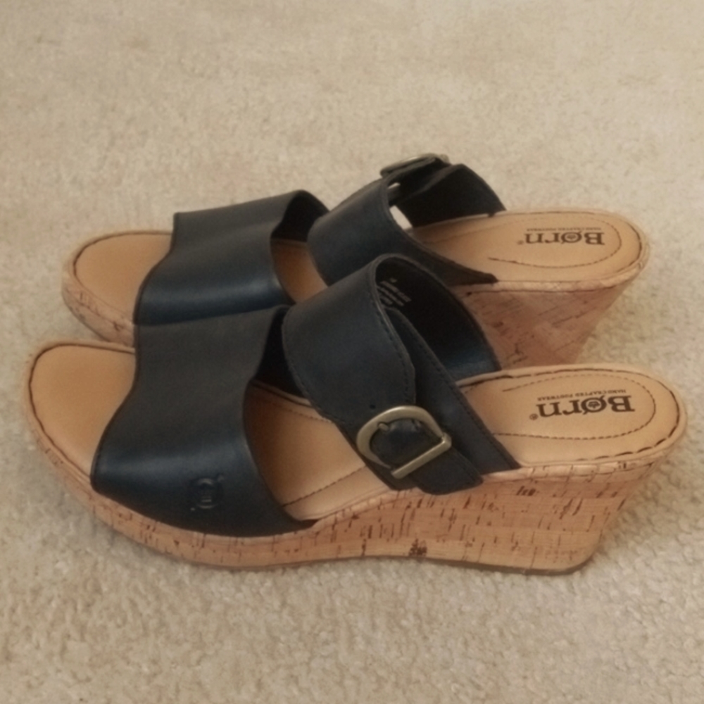 Born--Sea Leather Wedge Sandals Size 11 Black/tan